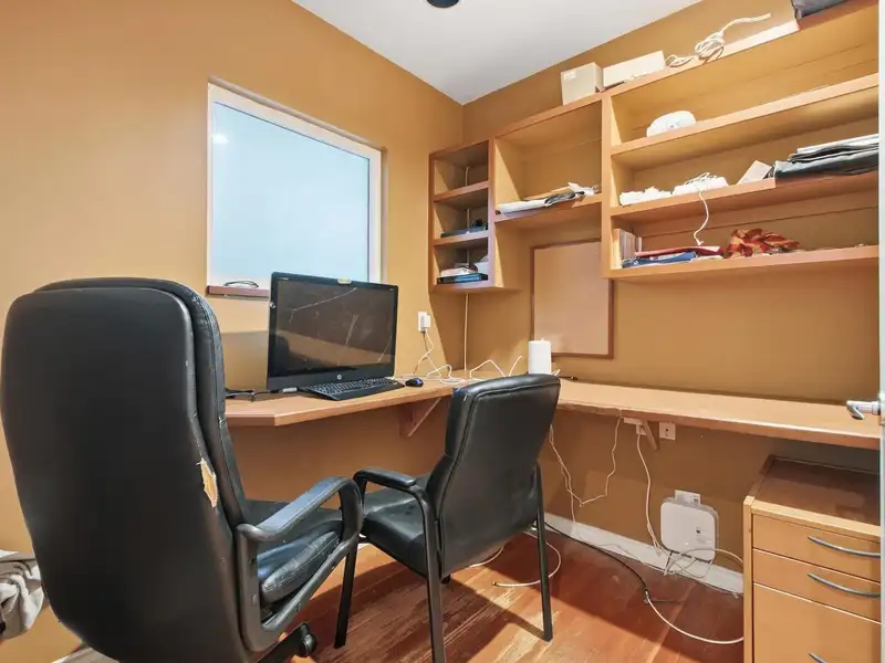 4154 MCGILL STREET - photo 3 of 22