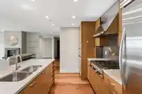 902 3355 CYPRESS PLACE - thumbnail 15