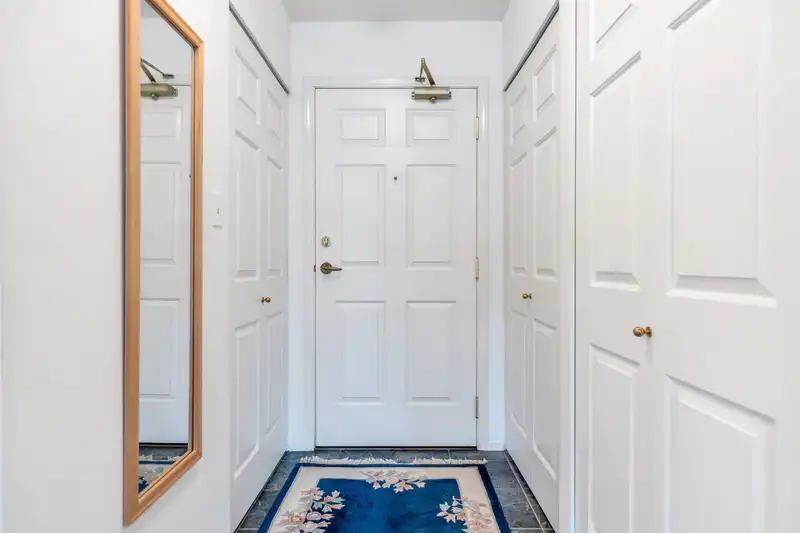 306 15030 101 AVENUE - photo 1 of 29