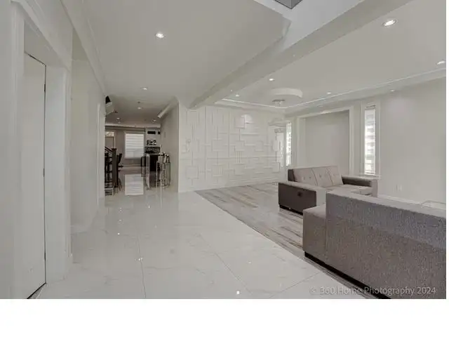 9093 BUCHANAN PLACE - photo 3 of 11