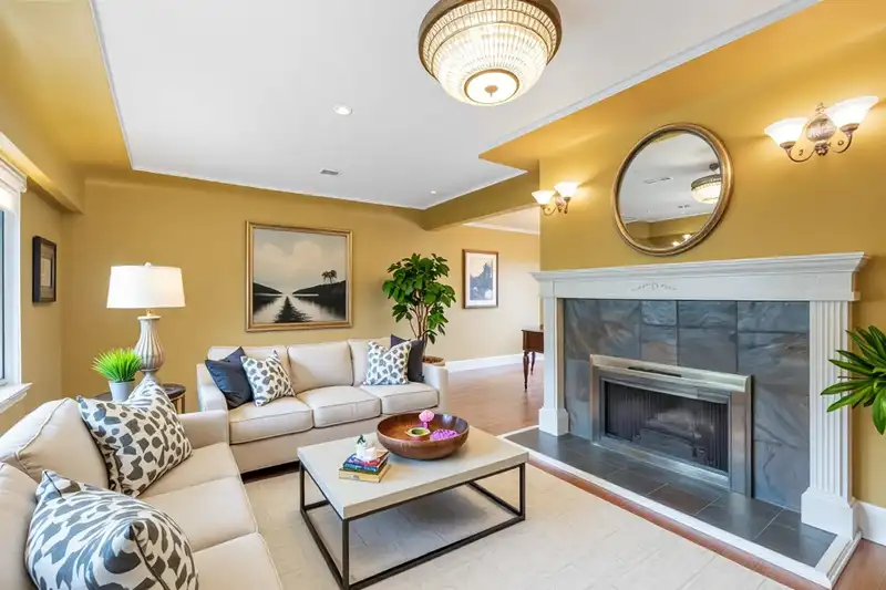 4037 NITHSDALE STREET - photo 2 of 40