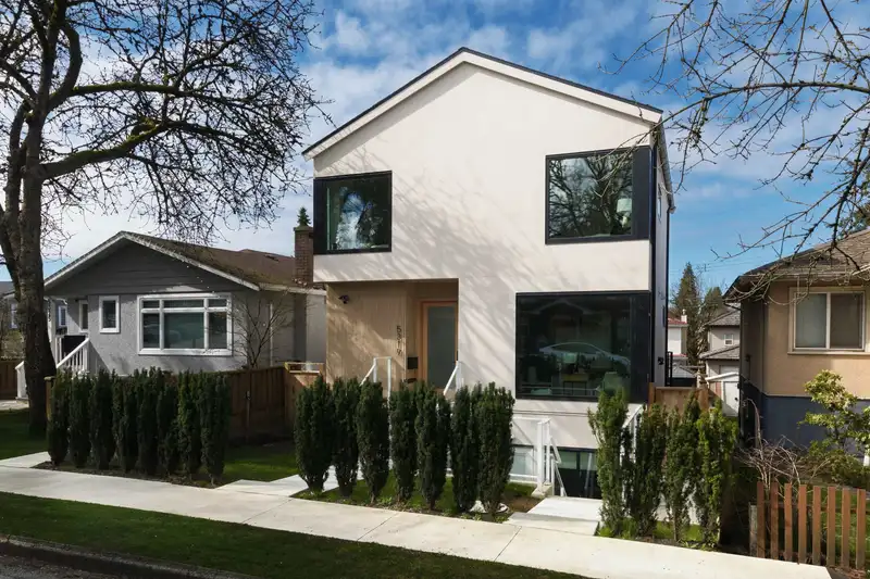 5319 ELGIN STREET - photo 2 of 40