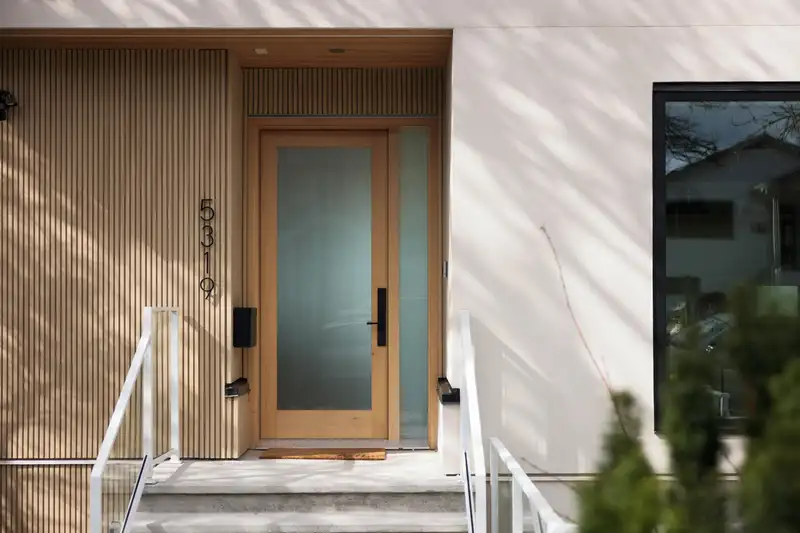 5319 ELGIN STREET - photo 3 of 40