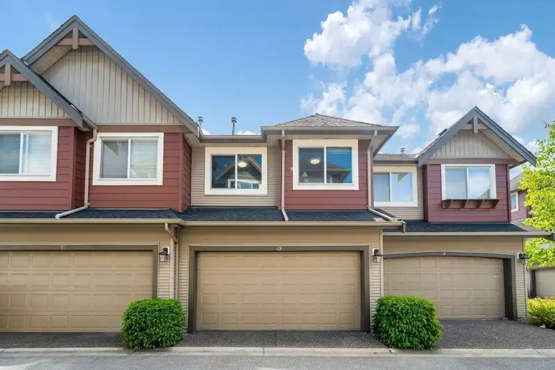 49 7733 HEATHER STREET - photo 2 of 24
