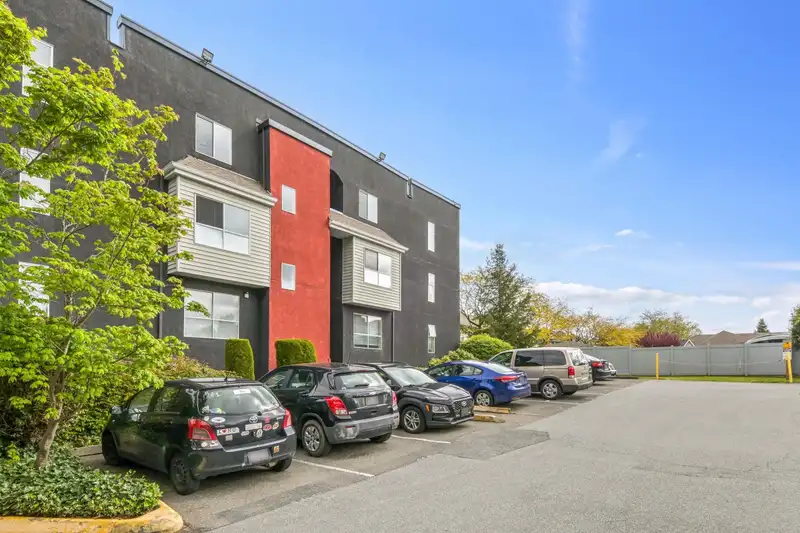 208 5700 200 STREET - photo 1 of 24