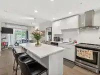 423 723 W 3RD STREET - thumbnail 3