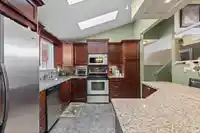 3344 OMINECA COURT - thumbnail 13