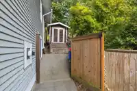 3344 OMINECA COURT - thumbnail 31
