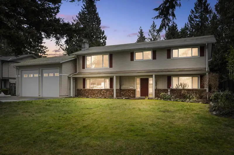 20304 43A AVENUE - photo 1 of 39