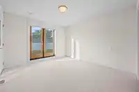 5522 OAK STREET - thumbnail 13