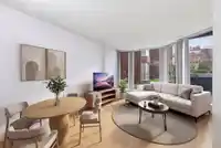 116 950 DRAKE STREET - thumbnail 1