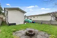 28 3942 COLUMBIA VALLEY ROAD - thumbnail 15