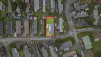 28 3942 COLUMBIA VALLEY ROAD - thumbnail 19