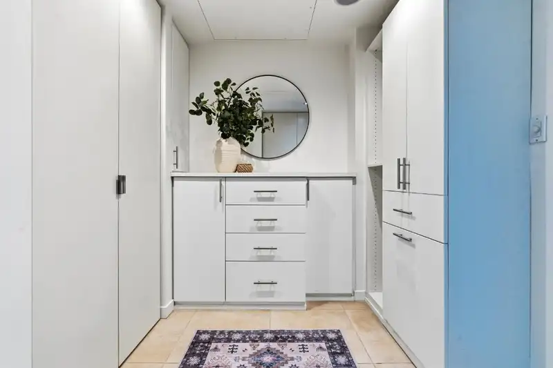 609 36 WATER STREET - photo 3 of 28