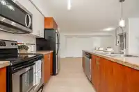 215 14960 102A AVENUE - thumbnail 7