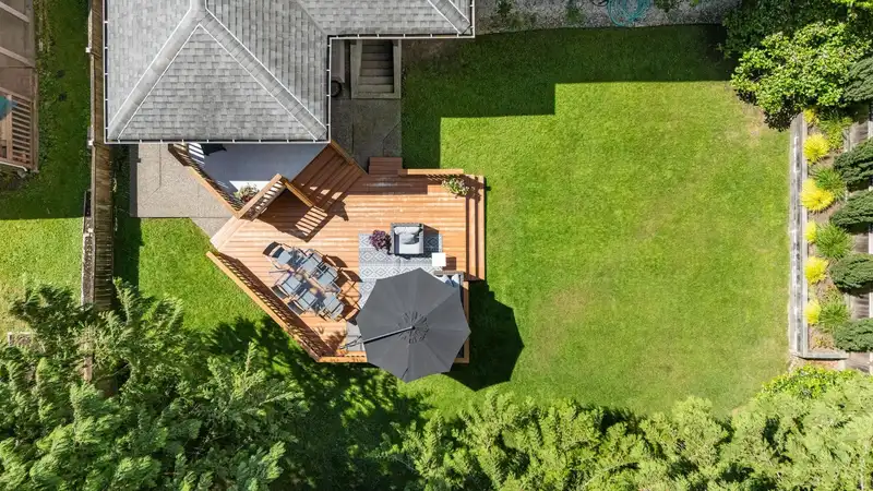 4368 ARUNDEL ROAD - photo 1 of 31
