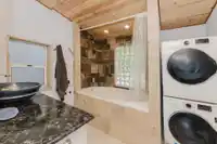 7838 REDROOFFS ROAD - thumbnail 37