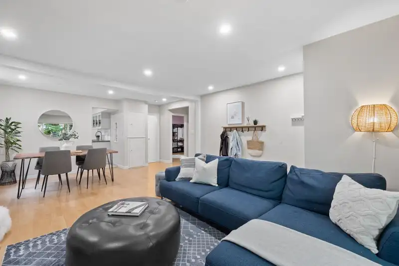 2036 E BROADWAY - photo 3 of 40