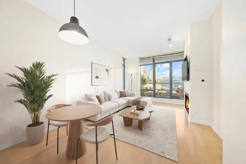605 2345 MADISON AVENUE - photo 3 of 35