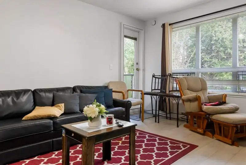 310 14377 103 AVENUE - photo 3 of 27