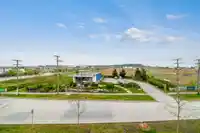 131 4738 HEMLOCK WAY - thumbnail 2