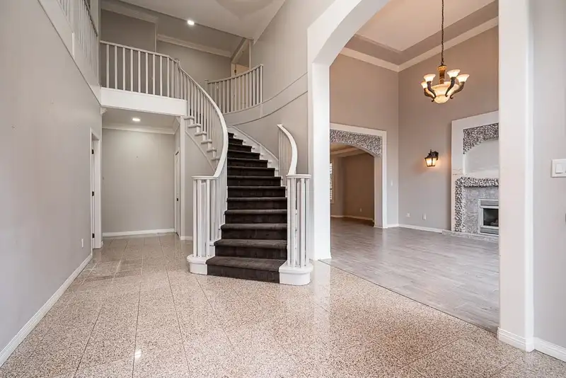 5740 MONCTON STREET - photo 2 of 38