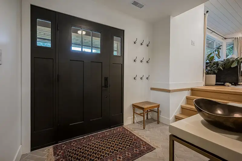 20232 41 AVENUE - photo 4 of 40