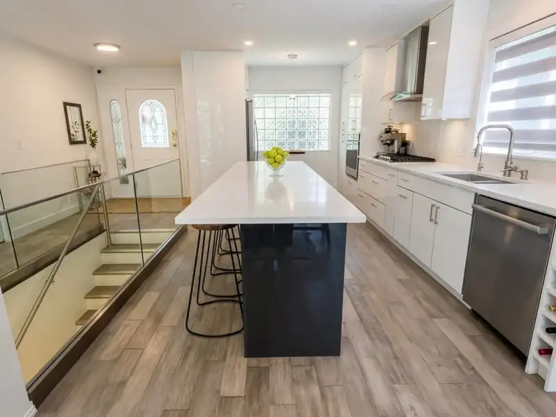 6430 FOX STREET - photo 2 of 18