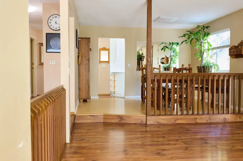 1183 FALCON DRIVE - photo 4 of 19