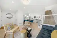 361 E 15TH STREET - thumbnail 3