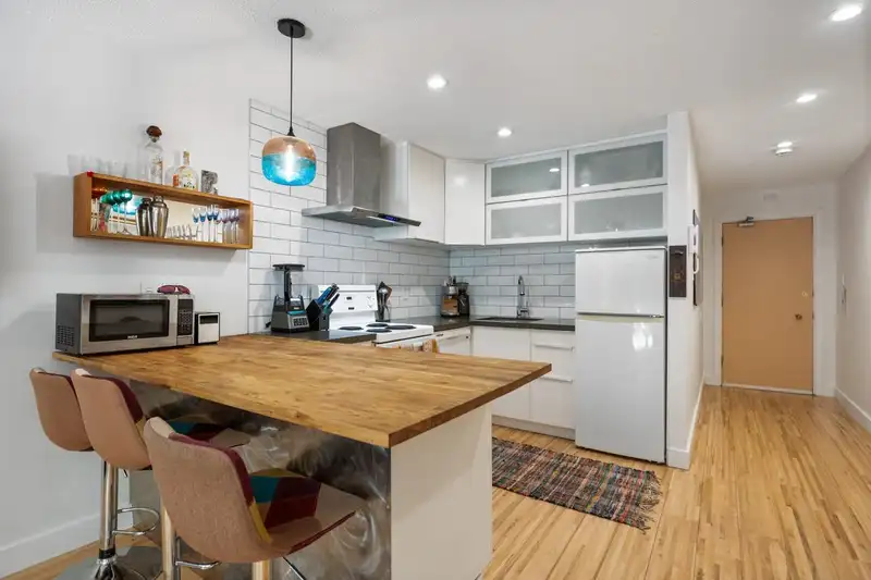 109 36 E 14TH AVENUE - photo 1 of 22
