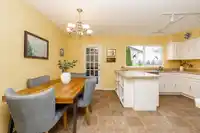 1063 CORONA CRESCENT - thumbnail 2