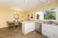 1063 CORONA CRESCENT - thumbnail 3