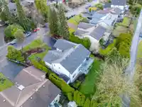1063 CORONA CRESCENT - thumbnail 35