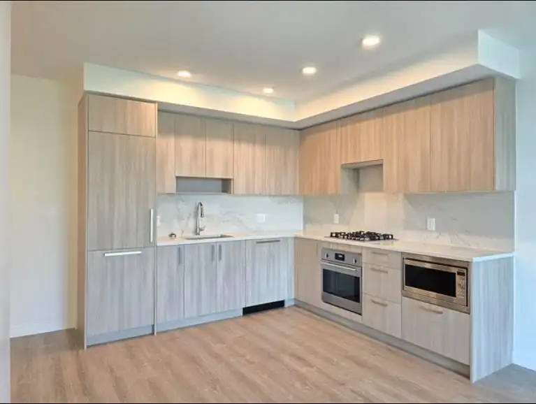 509 13350 CENTRAL AVENUE - photo 3 of 29