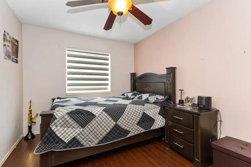 2930 EDGEHILL AVENUE - photo 1 of 30