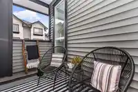 74 8570 204TH STREET - thumbnail 4