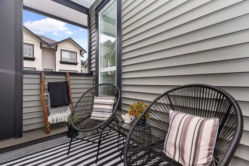 74 8570 204TH STREET - photo 4 of 34