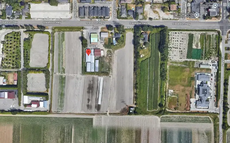 9520 STEVESTON HIGHWAY - photo 1 of 3
