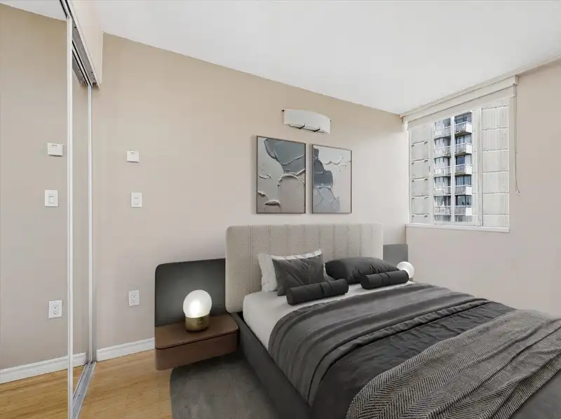 1105 1250 BURNABY STREET - photo 4 of 21