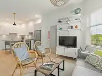 100 1872 PARKER STREET - thumbnail 10