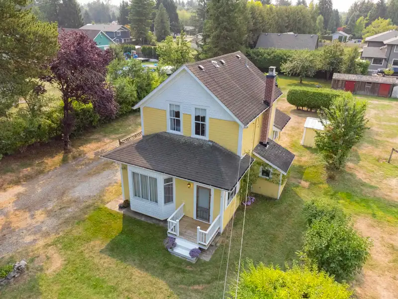 24666 50 AVENUE - photo 3 of 33