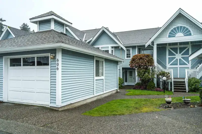 606 9131 154TH STREET - photo 1 of 27