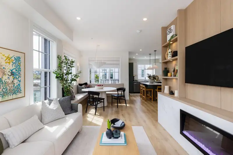 22 20650 78 AVENUE - photo 4 of 25