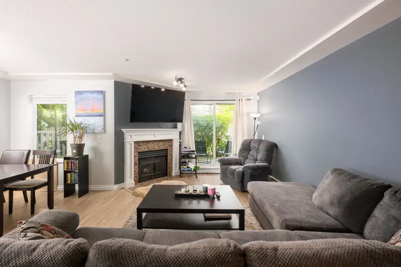 102 20433 53 AVENUE - photo 2 of 24