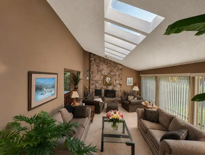 1498 CHAMBERLAIN DRIVE - photo 4 of 40