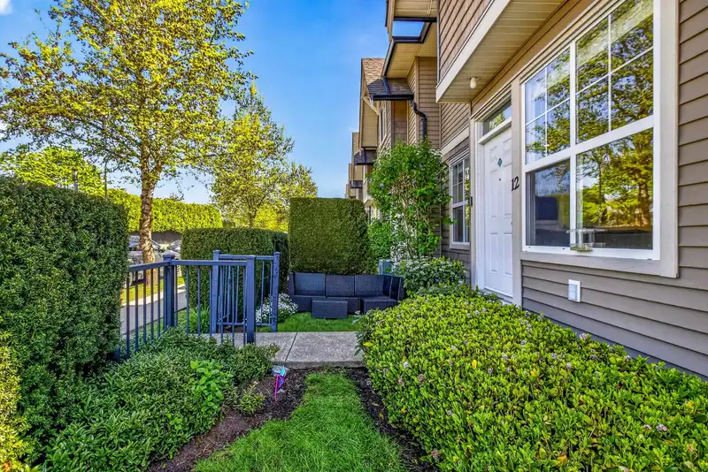 12 11720 COTTONWOOD DRIVE - photo 4 of 40