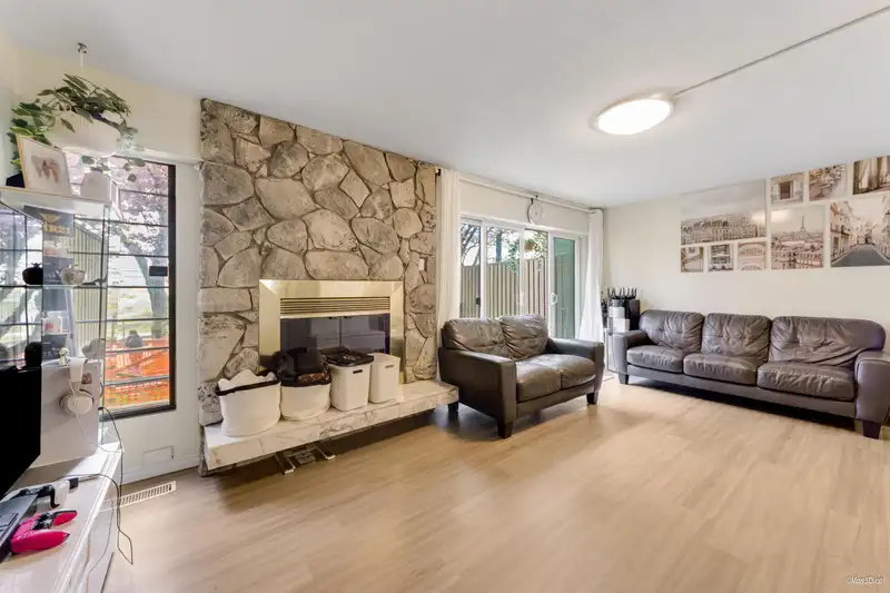 72 13756 CENTRAL AVENUE - photo 3 of 24