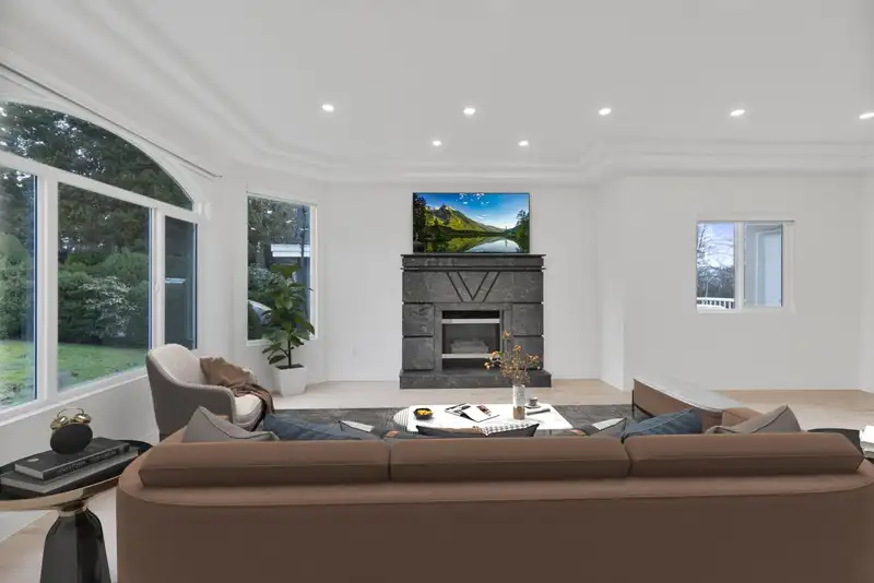 6998 FIELDING COURT - photo 4 of 38
