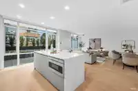 301 1331 MARINE DRIVE - thumbnail 25